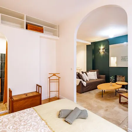 Modern Place In Sacre-coeur 公寓 *